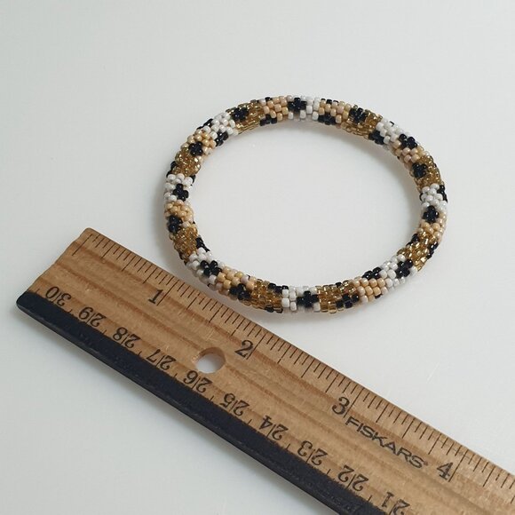 Beaded Bracelet Woven Glass Seed Beads Gold Black White Handcrafted 2.5 Inch - Picture 2 of 3